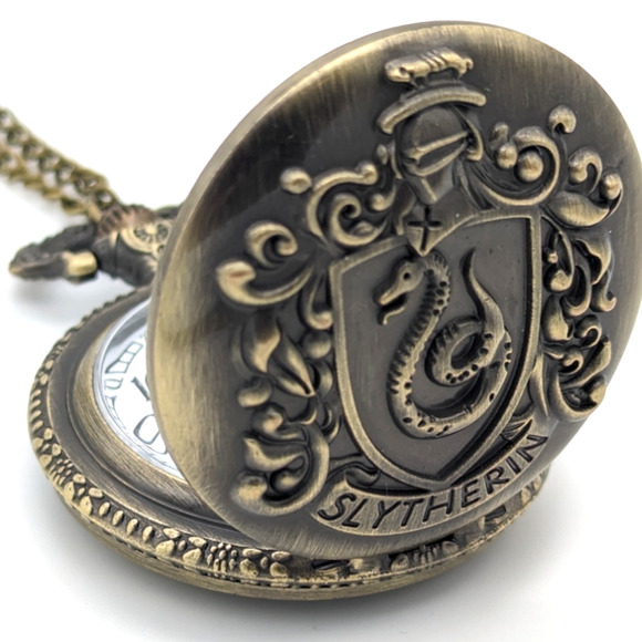 Harry Potter Slytherin NEW Gift Pocket Watch Hogwarts House Wizard - Picture 5 of 7
